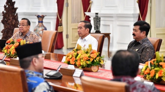 Jokowi Dan Pimpinan Mpr Gelar Pertemuan Di Istana Bahas 3 Agenda Ini