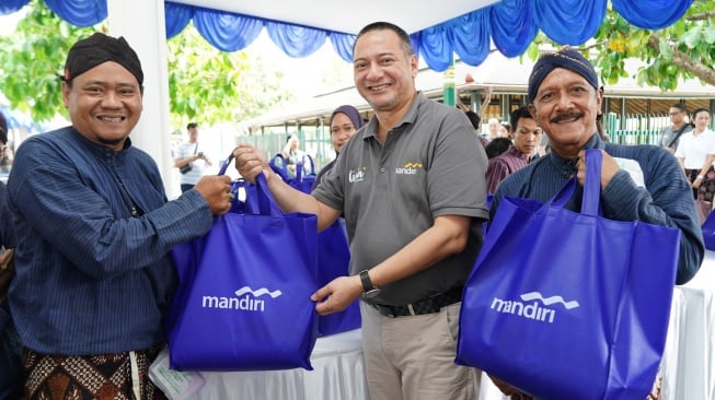 Ajak Hidup Sehat, Bank Mandiri Gelar Program Bakti Kesehatan untuk Abdi Dalem Ngayogyakarta