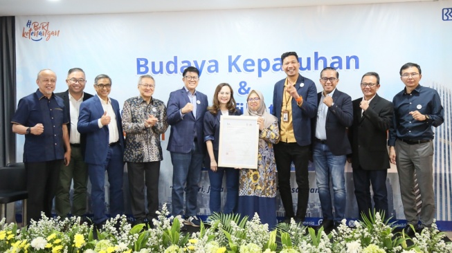 BRI Life Raih ISO 37301:2021 dari British Standards Institution