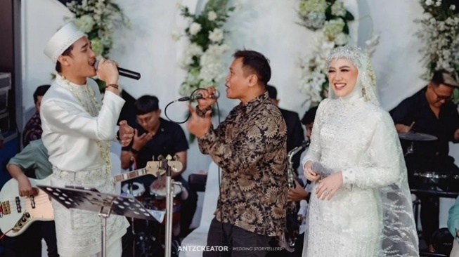 Potret Akad Nikah Happy Asmara dan Gilga Sahid (Instagram/@bayu_g2b)