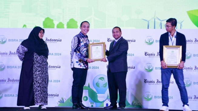 Komitmen Implementasikan ESG, Pupuk Indonesia Raih Platinum dalam Anugerah BISRA 2024