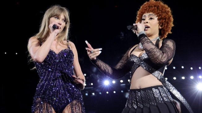 Siap Rilis Album Debut 'Y2K', Ice Spice Spoiler Duet Bareng Taylor Swift