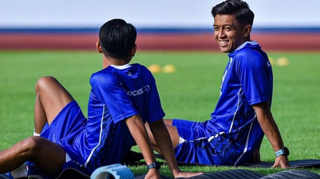 Tanpa Bojan Hodak, Persib Bandung Mulai Latihan Perdana Persiapan Musim Liga 1 2024/25