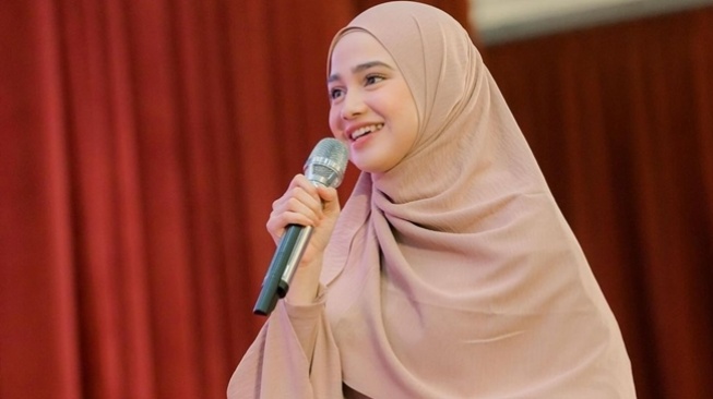  Pesona Syifa Hadju usai Putus dari Rizky Nazar (Instagram/@syifahadju)