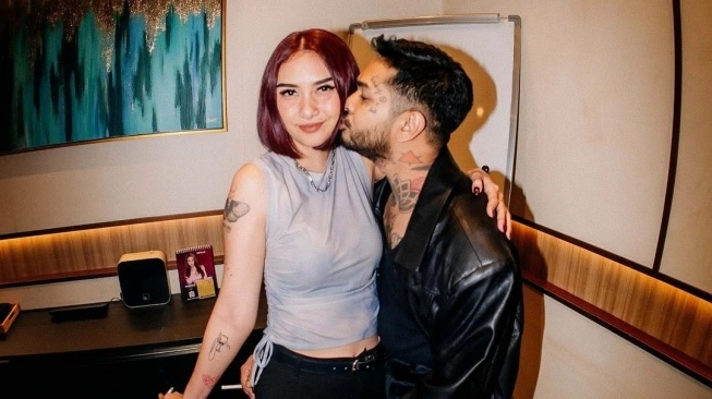 Tracy Lords porno onlayn