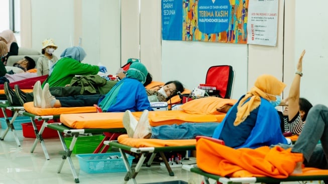 20 Tahun Hari Donor Darah Sedunia, 4800 Produk Makanan Sehat Didonasikan di PMI Jakarta