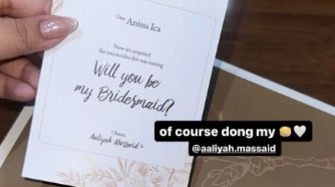 Undangan bridesmaid Aaliyah Massaid (Instagram/@anissaica)