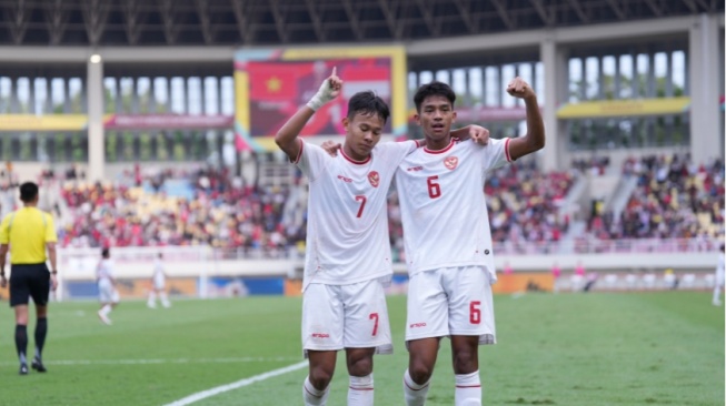 Selebrasi pemain Timnas Indonesia U-16 setelah menjebol gawang Vietnam di laga perebutan tempat ketiga Piala AFF U-16 (pssi.org)