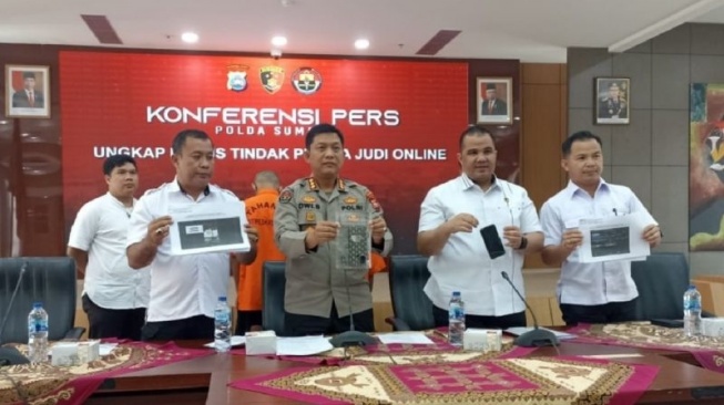 Unggah Link Judi Online di Medsos, Dua Pemuda di Padang Diciduk Polisi