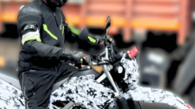 Kawasaki Diam-diam Siapkan Kejutan, Motor Trail Terbaru Bakal Segera Meluncur?