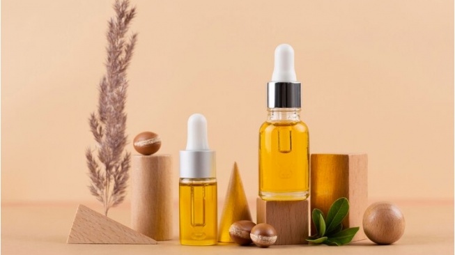 Bye-Bye Kulit Kendur! Ini 3 Serum Bakuchiol Lokal Aman untuk Kulit Sensitif