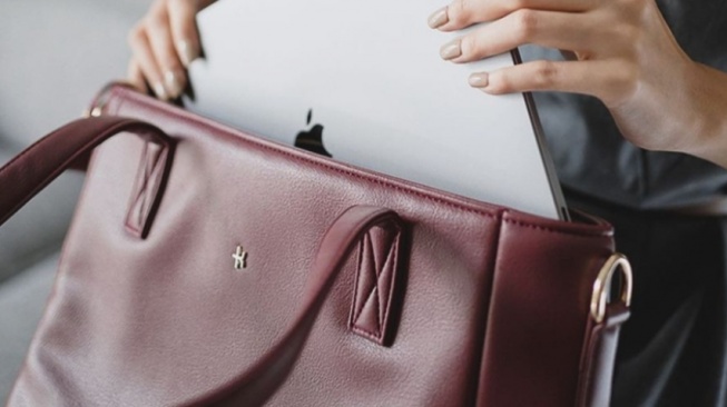 Bikin Penampilan Lebih Menarik, Ini 3 Tote Bag Brand Lokal yang Buatmu Makin Stylish
