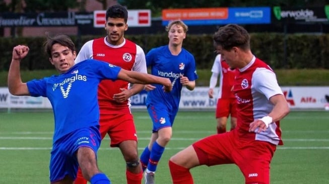 Tim Geypens tampil bersama FC Emmen. (Dok. FC Emmen)