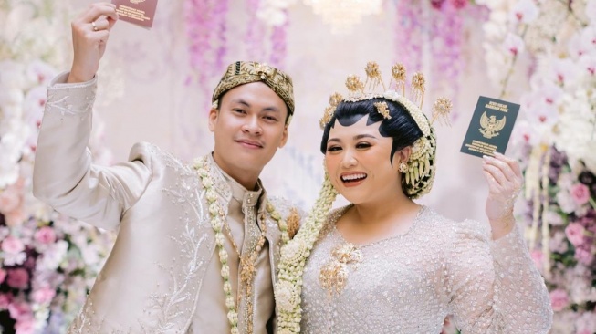 Clarissa Putri dan Sandro [Instagram/@clarissaputri_]