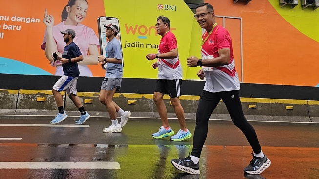 Saleh Husin Giat Akhir Pekan dengan Olahraga Lari, Berhasil Finish 10 Kilometer