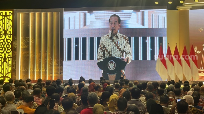 Presiden Joko Widodo atau Jokowi di Jakarta Convention Center, Senayan, Jakarta Pusat, Senin (8/7/2024). (Suara.com/Novian)