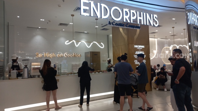 Pecinta kue kering atau cookies dengan isian lumer dari brand lokal, tidak ada salahnya mencicipi Endorphins Cookie di East Mall Grand Indonesia. (Dini/Suara.com)