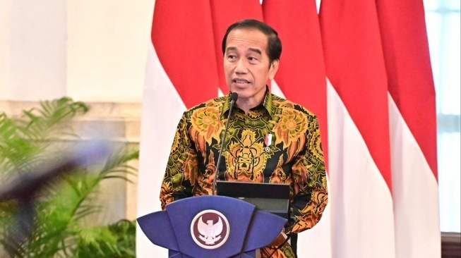 Kembali Singgung Istana Kepresidenan Bangunan Kolonial Belanda, Jokowi Ngaku Bingung Jawab Pujian Tamu Asing