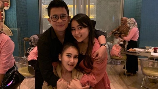 Potret Ayu Ting Ting, Assyifa Nuraini, dan Nanda Fachrizal (Instagram/ayutingting92)
