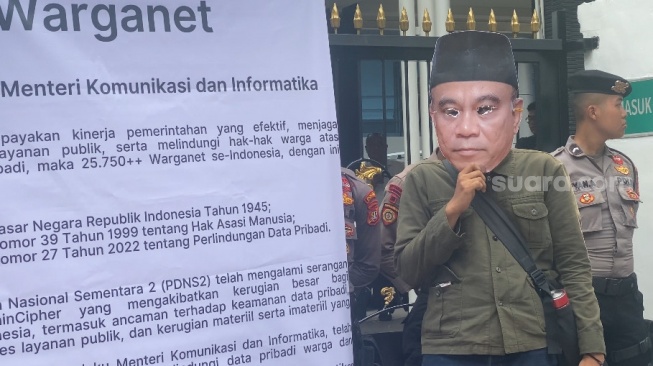 Geruduk Gedung Kominfo, Akamsi Minta Budi Arie Mundur: Menteri Hasil Bagi-bagi Kue