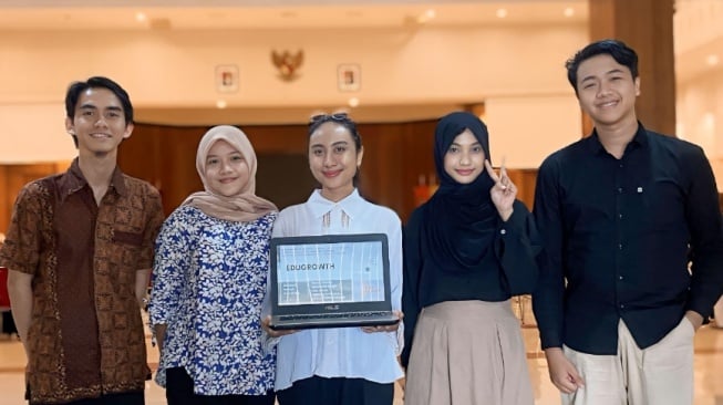 Mahasiswa UNY Ciptakan Platform EduGrowth untuk Kurangi Limbah Pakaian