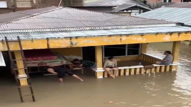 Kota Gorontalo Diterjang Banjir, Enam Kecamatan Masih Digenangi Air