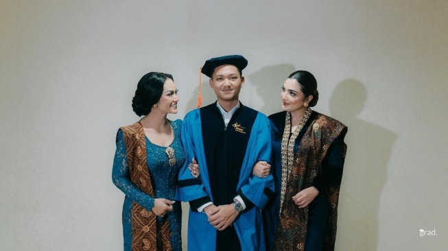 Azriel Hermansyah, Krisdayanti, dan Ashanty [Instagram/azriel_hermansyah]