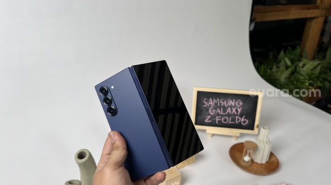 Samsung Galaxy Z Fold 6 resmi meluncur ke Indonesia pada Kamis (11/7/2024). [Suara.com/Dicky Prastya]