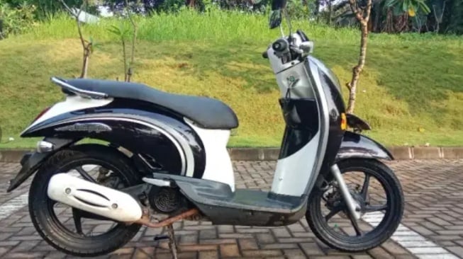 Ilustrasi Honda Scoopy generasi pertama (OLX)