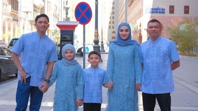 Keluarga Ashanty dan Anang Hermansyah (Instagram/ashanty_ash)