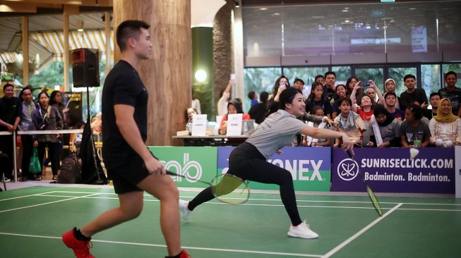 Aldin Rafid Sudrajat dan Allanna Campnou Djohan Raih Gelar Juara di Aeon Mall Indonesia Badminton Cup 2024