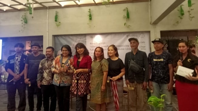 Rayakan 'Lebaran Seni', Belasan Seniman Pamerkan Lukisan Bertema Napas Kehidupan