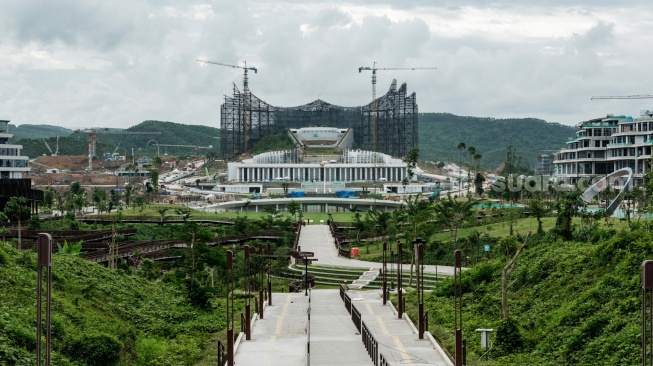 Foto menunjukkan Istana Kepresidenan Indonesia yang baru di masa depan di ibu kota Nusantara di Penajam Paser Utara, Kalimantan Timur, Kamis (11/7/2024). [Yasuyoshi CHIBA / AFP]