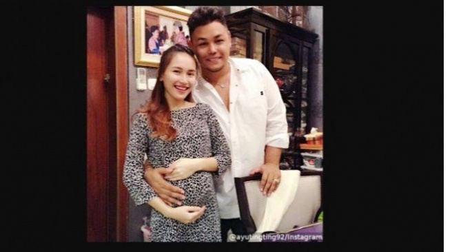 Potret Kedekatan Ayu Ting Ting dan Ivan Gunawan [Instagram/ayutingting92/ivan_gunawan]