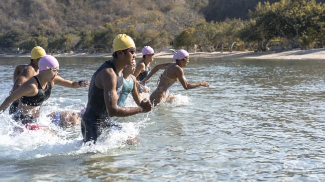 Padukan Olahraga dan Keindahan Alam Labuan Bajo, Taaktana Open Water Festival Digelar Oktober 2024