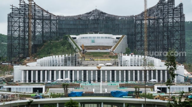 Foto menunjukkan Istana Kepresidenan Indonesia yang baru di masa depan di ibu kota Nusantara di Penajam Paser Utara, Kalimantan Timur, Kamis (11/7/2024). [Yasuyoshi CHIBA / AFP]