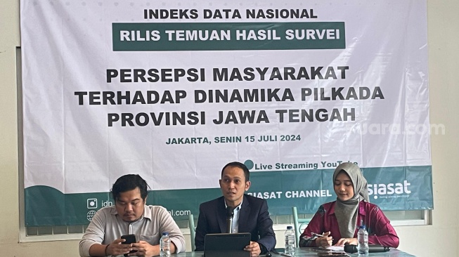 Lembaga Riset Indeks Data Nasional (IDN) menggelar survei di Pilkada Jateng. (Suara.com/Bagaskara)