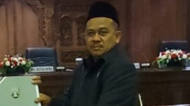 Ketua DPRD Rembang Supadi. [setdprd.rembangkab.go.id]