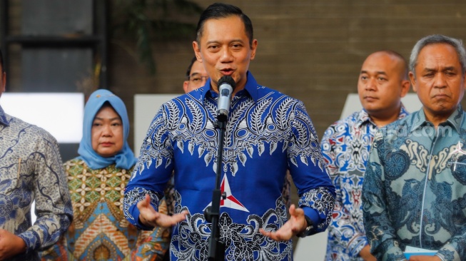 Partai Demokrat Lebih Pilih Andra-Dimyati daripada Airin, AHY: Kami Melihat Indonesia