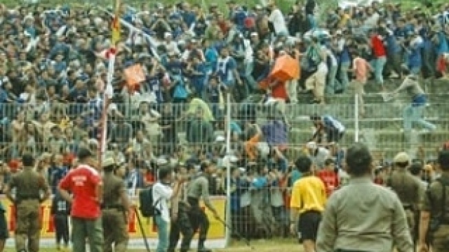 Laga Klasik: Kisah Kelam Laga PSIS Semarang vs Persijap 12 Maret 2006