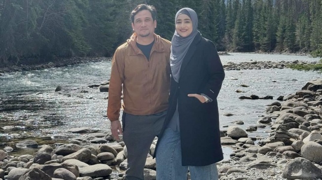 Teuku Firmansyah dan Cindy Fatikasari di Kanada (Instagram/cindyfatikasari18)