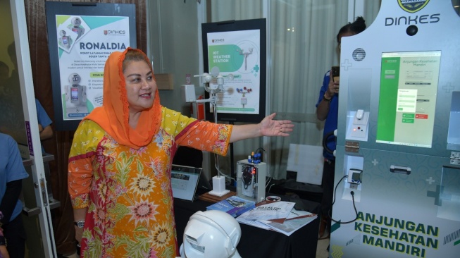 Wali Kota Semarang, Hevearita Gunaryanti Rahayu menghadiri Rapat Kerja Kesehatan (Rakerkes) bertemakan Perubahan Iklim dan Kesehatan Masyarakat Semarang Makin Kompak Makin Hebat Melesat Menuju Indonesia Emas yang dilaksanakan Dinas Kesehatan (Dinkes) Kota Semarang di Hotel Quest, Selasa (16/7/2024). [Dok Humas]