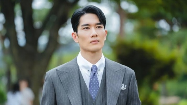 Termasuk My Sweet Mobster, Ini 3 Drama Korea Um Tae Goo yang Wajib Disaksikan