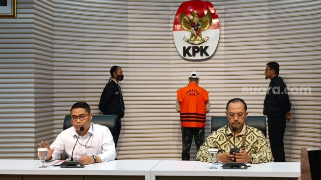 Juru Bicara KPK Tessa Mahardhika mengatakan pihaknya mencegah empat orang berpergian ke luar negeri terkait kasus dugaan korupsi di lingkungan Pemerintah Kota Semarang, Jawa Tengah. (Suara.com/Dea)