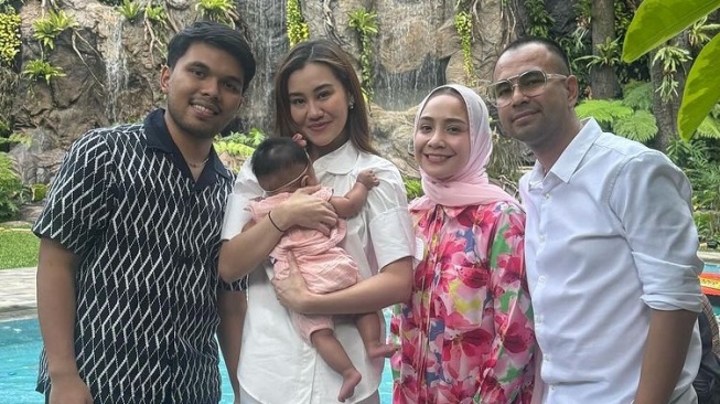 Raffi Ahmad Tawarkan Diri Jadi MC Pernikahan Thariq-Aaliyah, Fuji Kena Sentil: Perasaannya Perlu Dijaga?