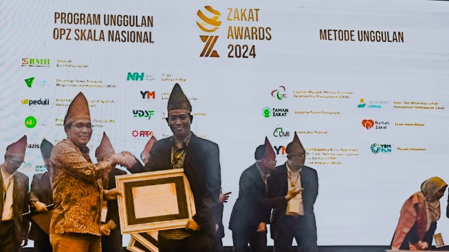 Lazismu Raih Penghargaan Zakat Awards 2024 Kategori Program Pendidikan Skala Nasional