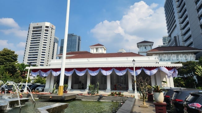 Gedung Balai Kota DKI Jakarta di Jalan Medan Merdeka Selatan, Jakpus. (Suara.com/Fakhri Fuadi)