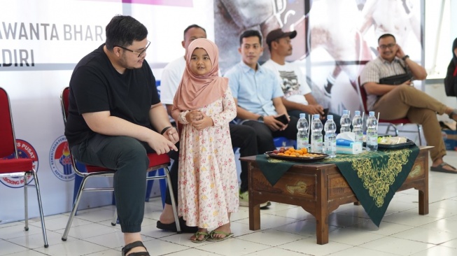 Ajak Ngobrol Mas Dhito, Anak TK : Om Bupati Gemoy