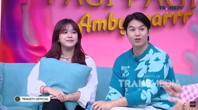 Fakta Hubungan Brisia Jodie dan Jonathan Alden (YouTube/TRANS TV Official)