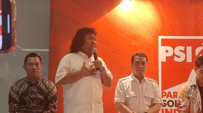 Maju Pilwalkot Tangsel Panen Kritikan, Marshel Widianto: Itu Sama Saja Roasting